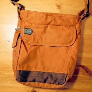 Eagle Creek Crossbody Travel Rip-stop Bag